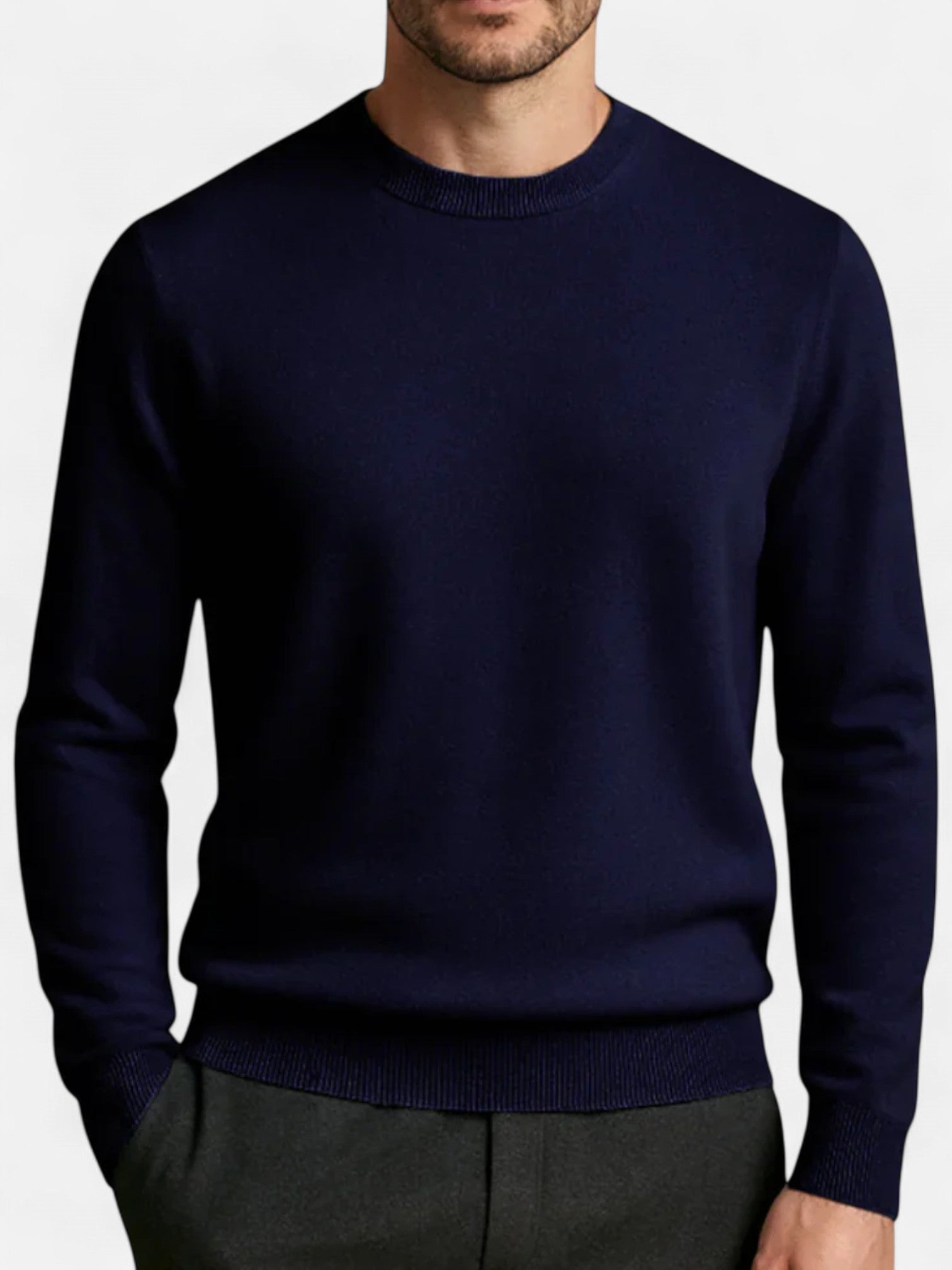 Maisonancien | Męski Klasyczny Sweter z Okrągłym Dekoltem – Dyskretna Elegancja