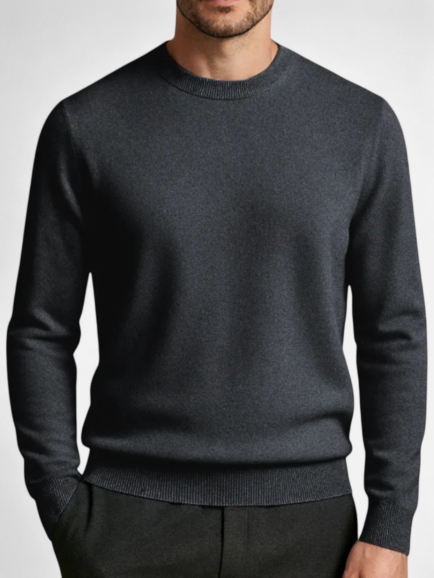 Maisonancien | Męski Klasyczny Sweter z Okrągłym Dekoltem – Dyskretna Elegancja