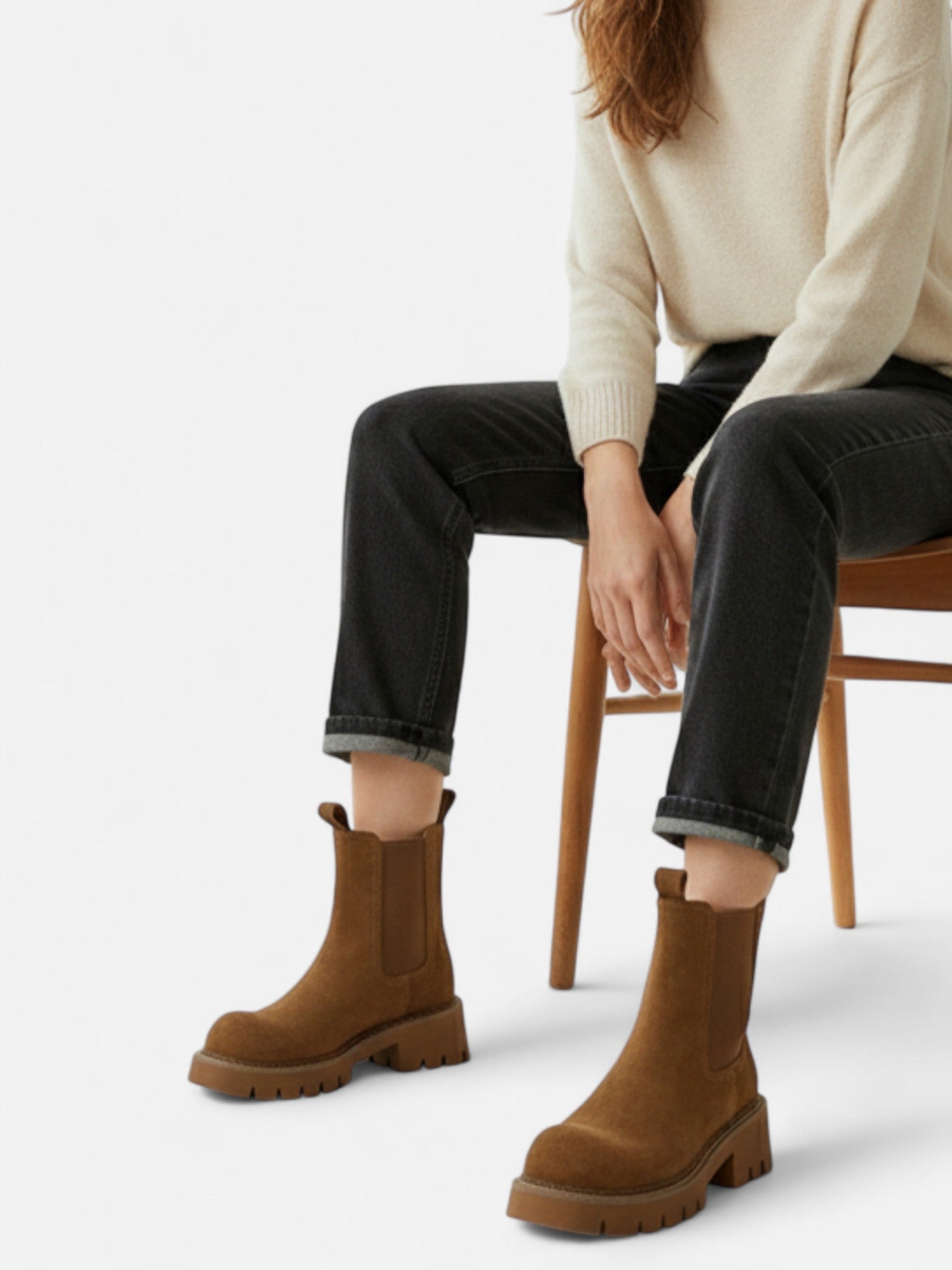 Maisonancien | Damskie botki Chelsea zamszowe na platformie