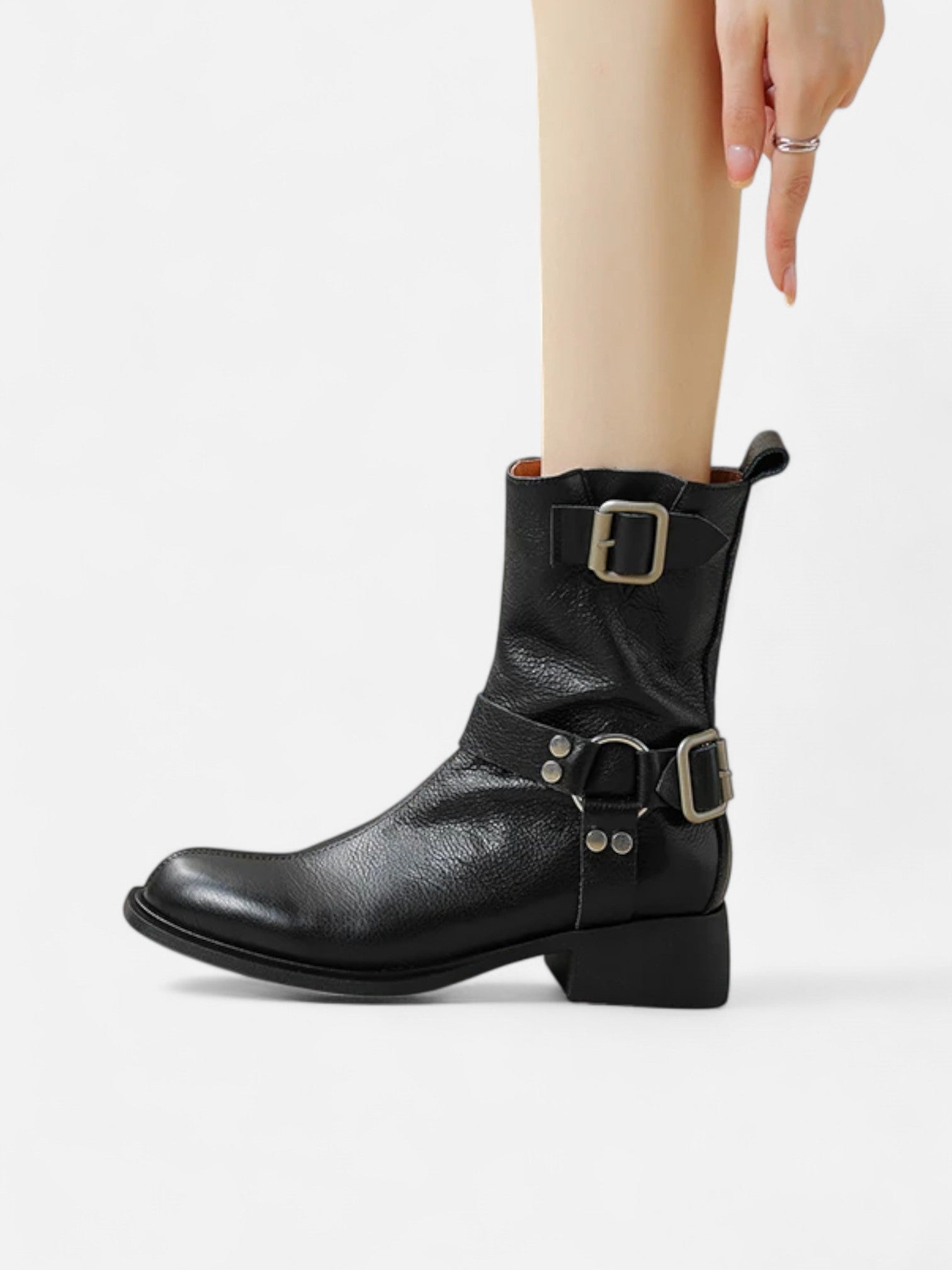 Maisonancien | Damskie skórzane botki z klamrą i kwadratowym obcasem