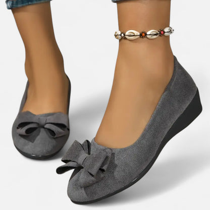Maisonancien | Kobieta Eleganckie Slip-On na Platformie z Kokardą